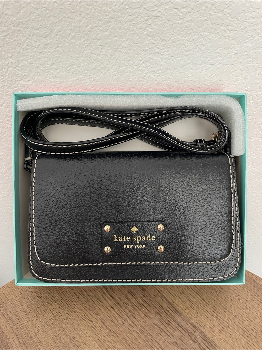 Kate Spade New York Wellesley Small Fynn Black Leather Purse
